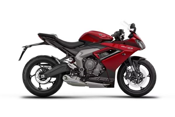 Triumph Daytona 660